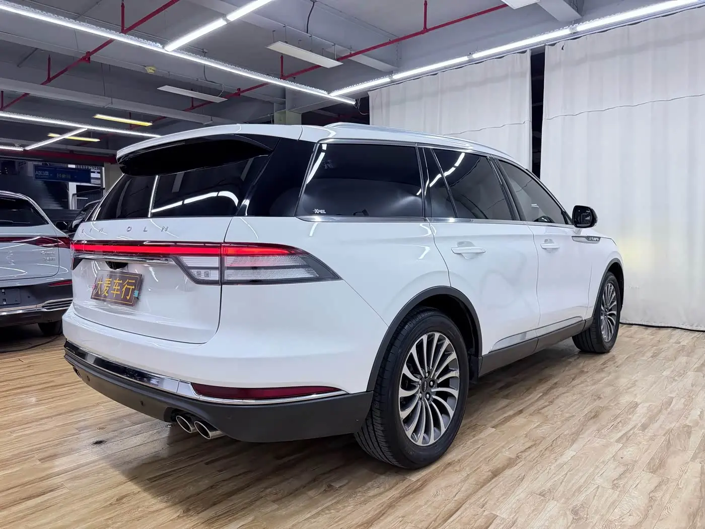 Lincoln Aviator 2020 — Фото 5/20