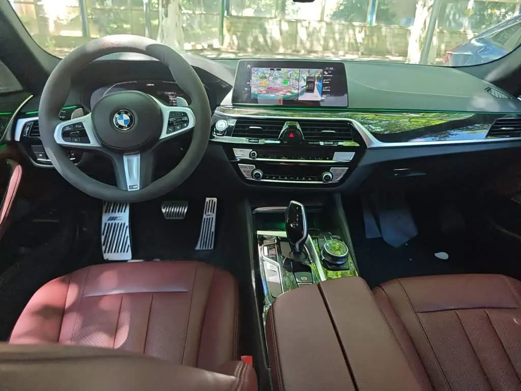 BMW 5 Series 2021 — Фото 13/20