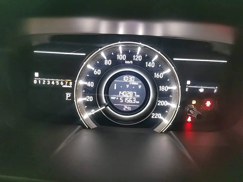 Honda Elysion 2019 — Photo 12/20