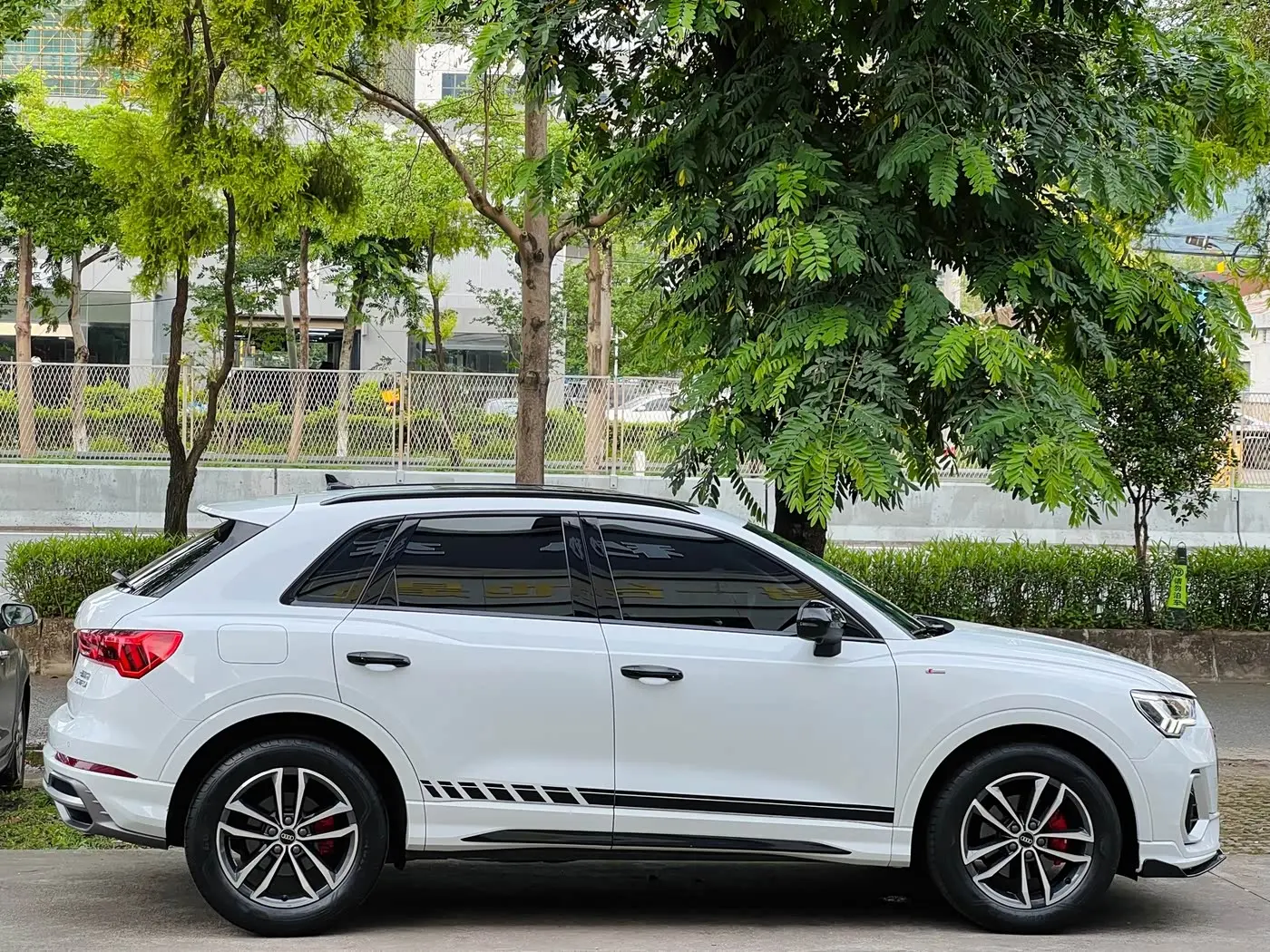 Audi Q3 2022 — Photo 7/18