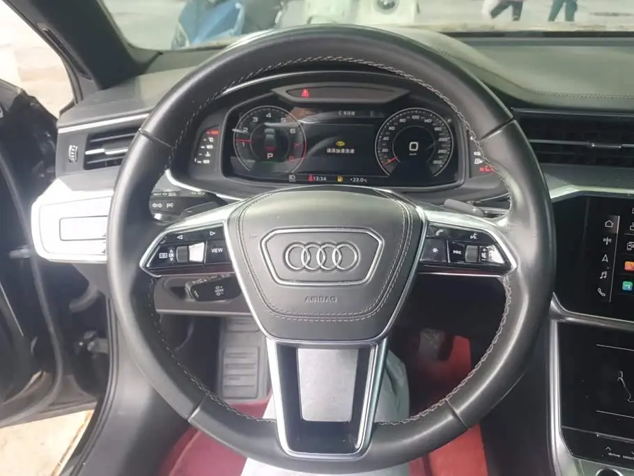 Audi A6L 2022 — Фото 15/16