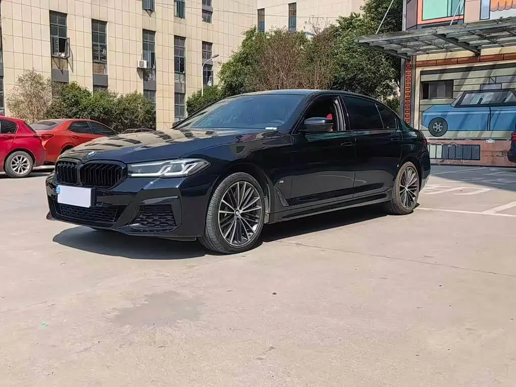 BMW 5 Series, 2023