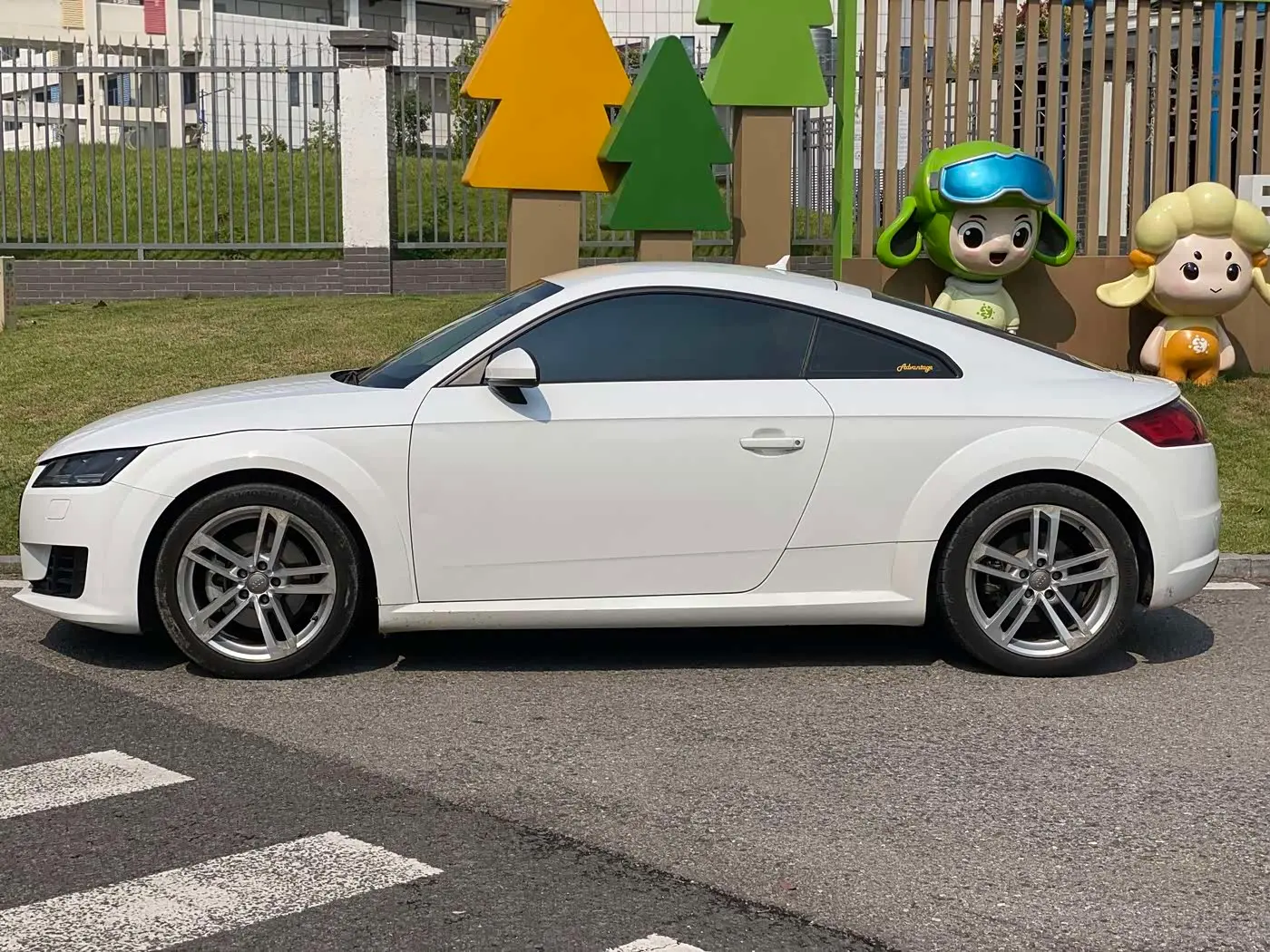 Audi TT 2015 — Фото 4/15