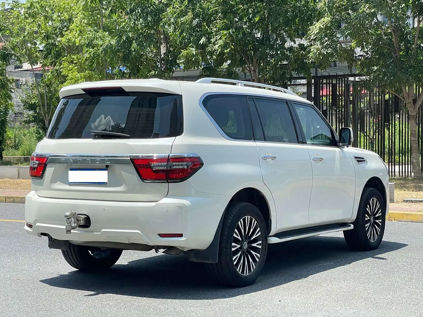 Nissan Patrol 2020 — Şəkil 10/11