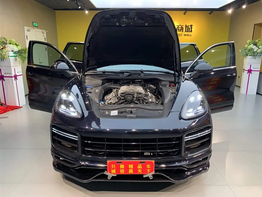 Porsche Cayenne 2012 — Photo 15/20