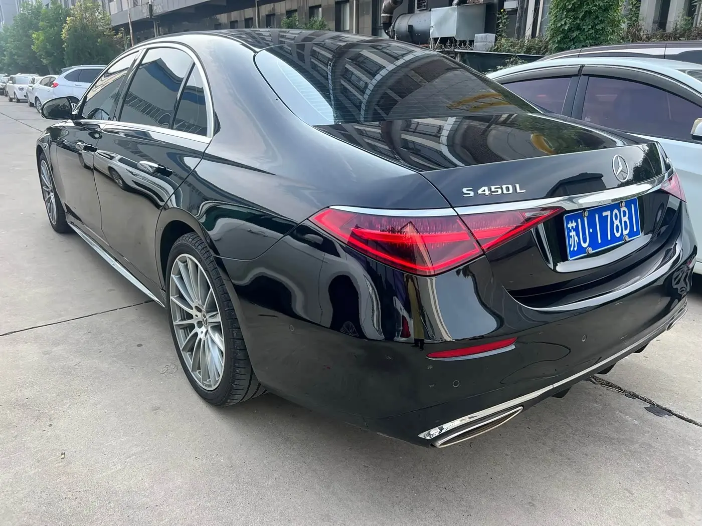 Mercedes-Benz S-Class 2021 — Photo 8/8