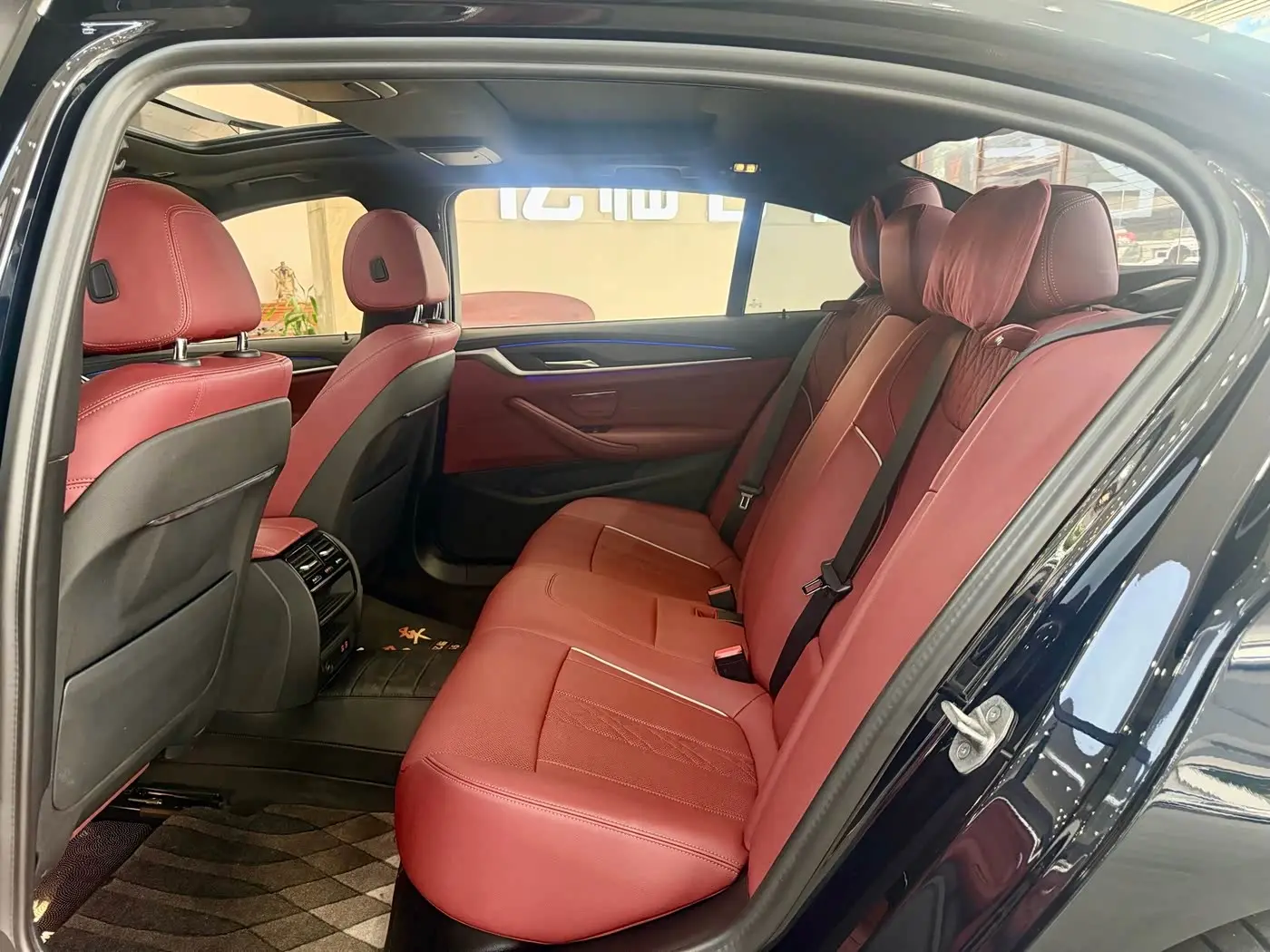 BMW 5 Series 2023 — Şəkil 6/14