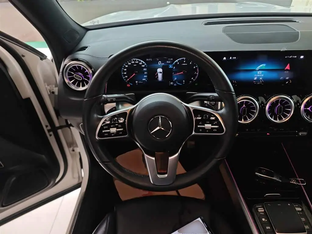 Mercedes-Benz GLB 2022 — Фото 11/20