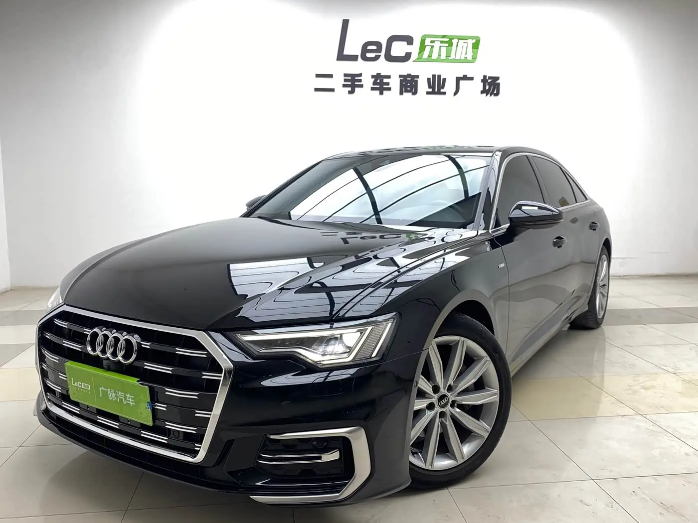 Audi A6L 2024 — ფოტო 1/12