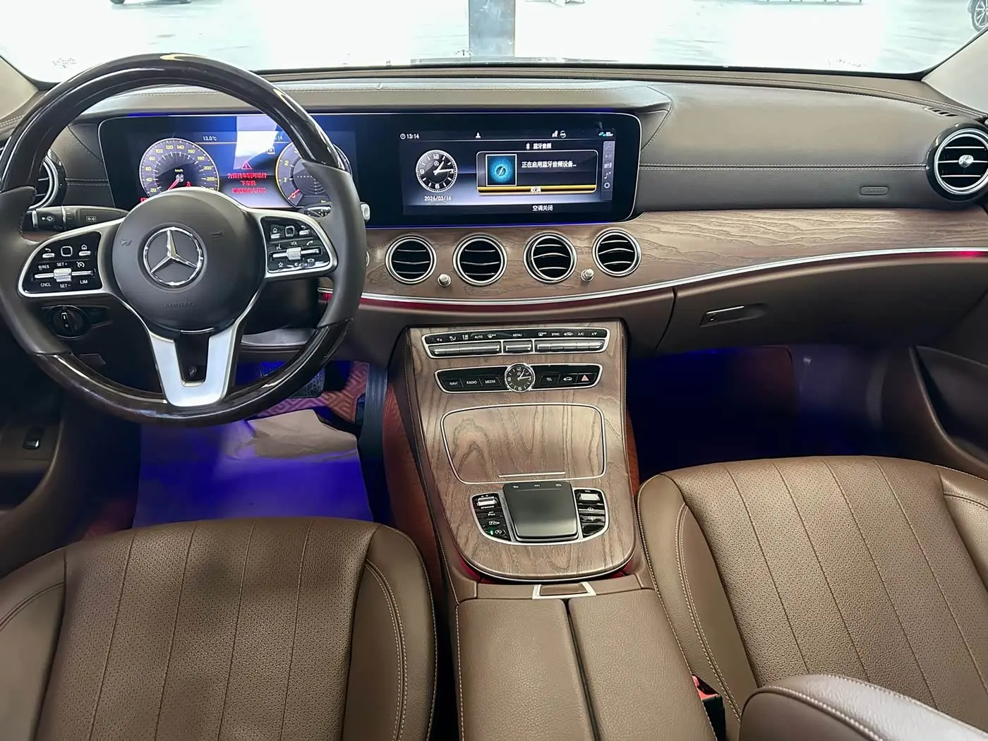 Mercedes-Benz E-Class 2019 — Фото 9/20