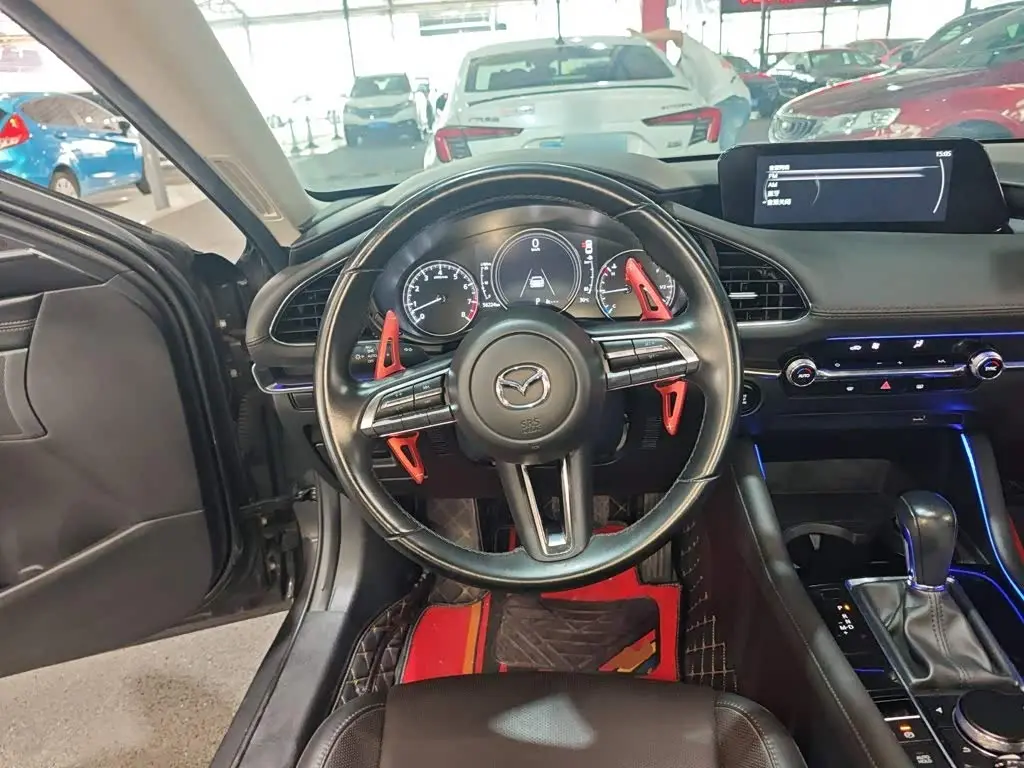 Mazda Mazda3 Axela 2022 — Photo 6/20
