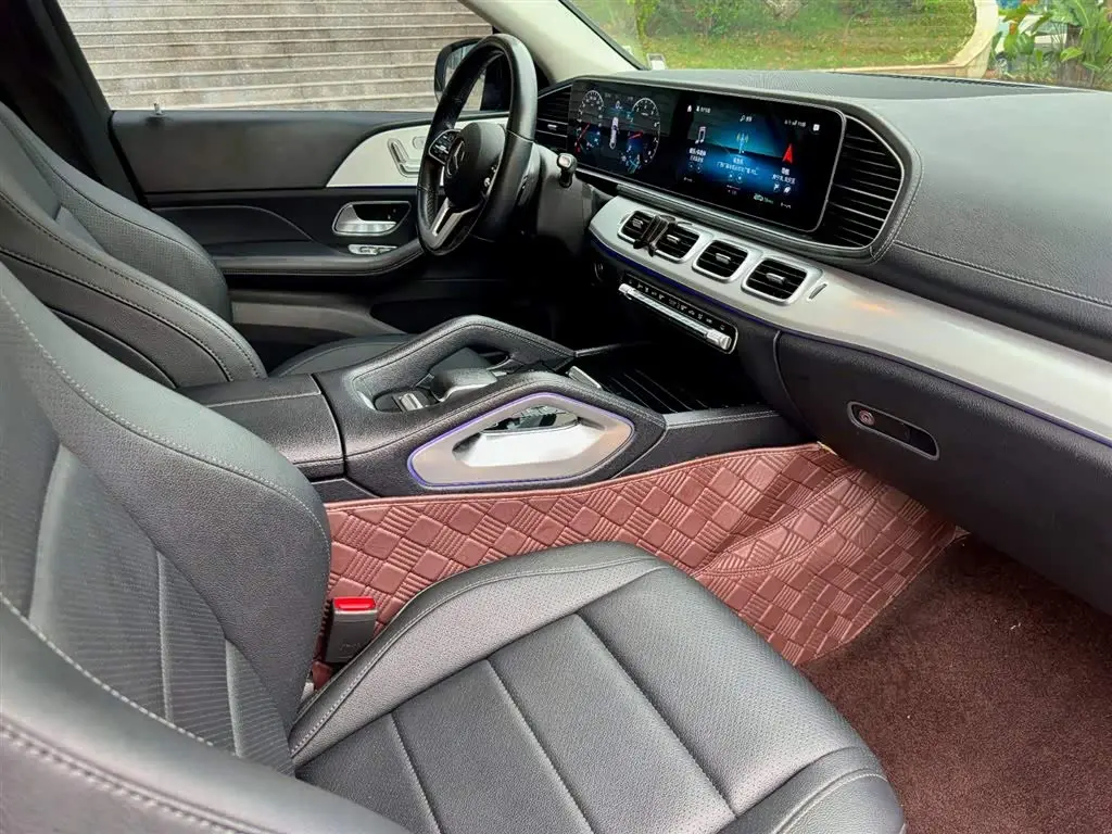 Mercedes-Benz GLE Coupe 2021 — Фото 11/20