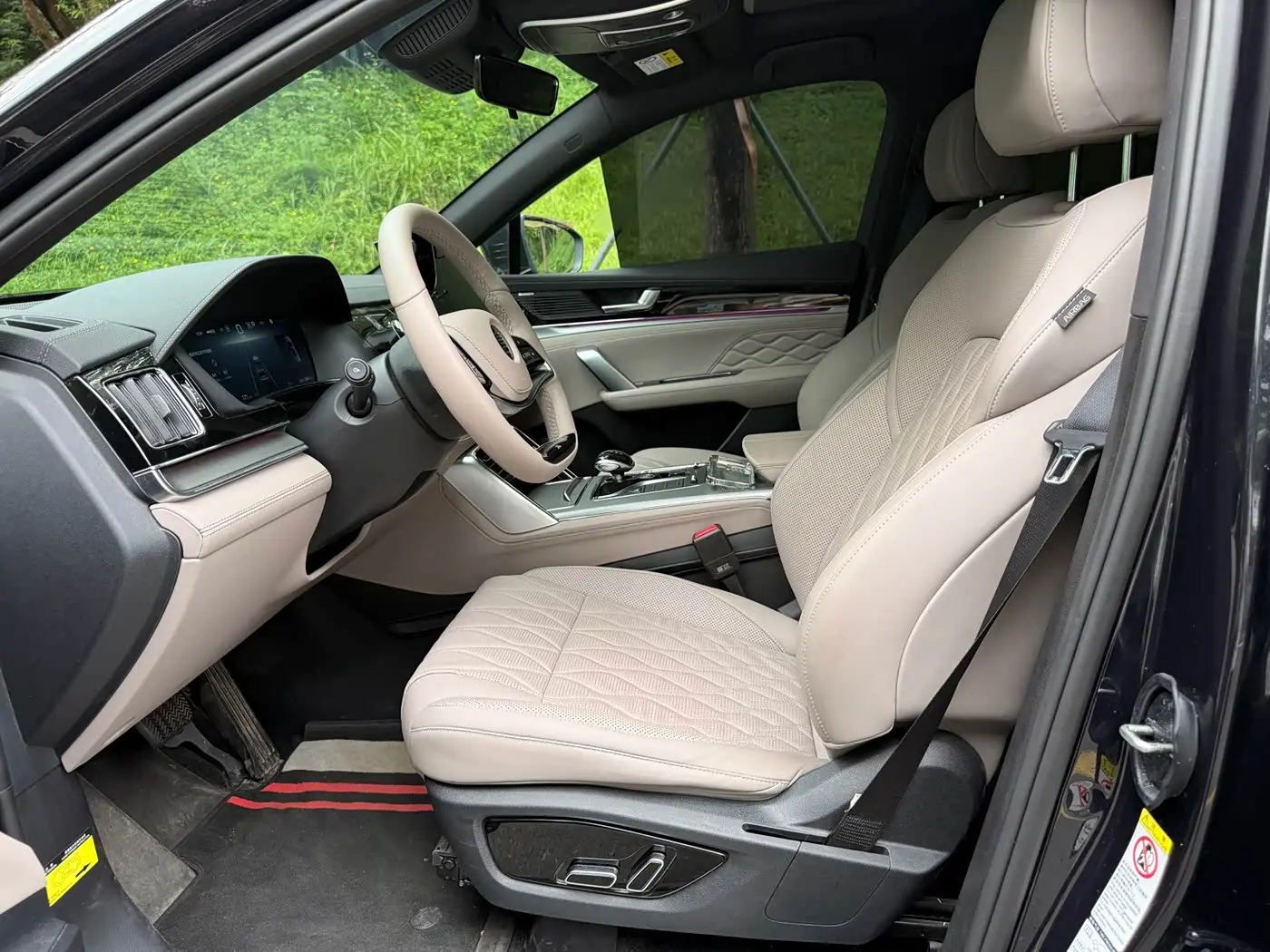 BYD Tang New Energy 2025 — Şəkil 16/20