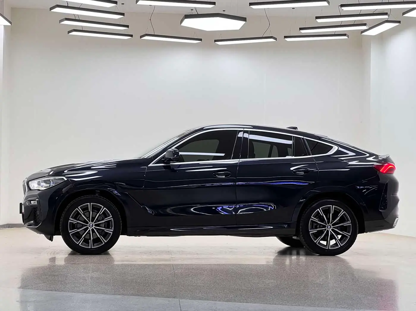 BMW X6 2021 — Photo 4/20