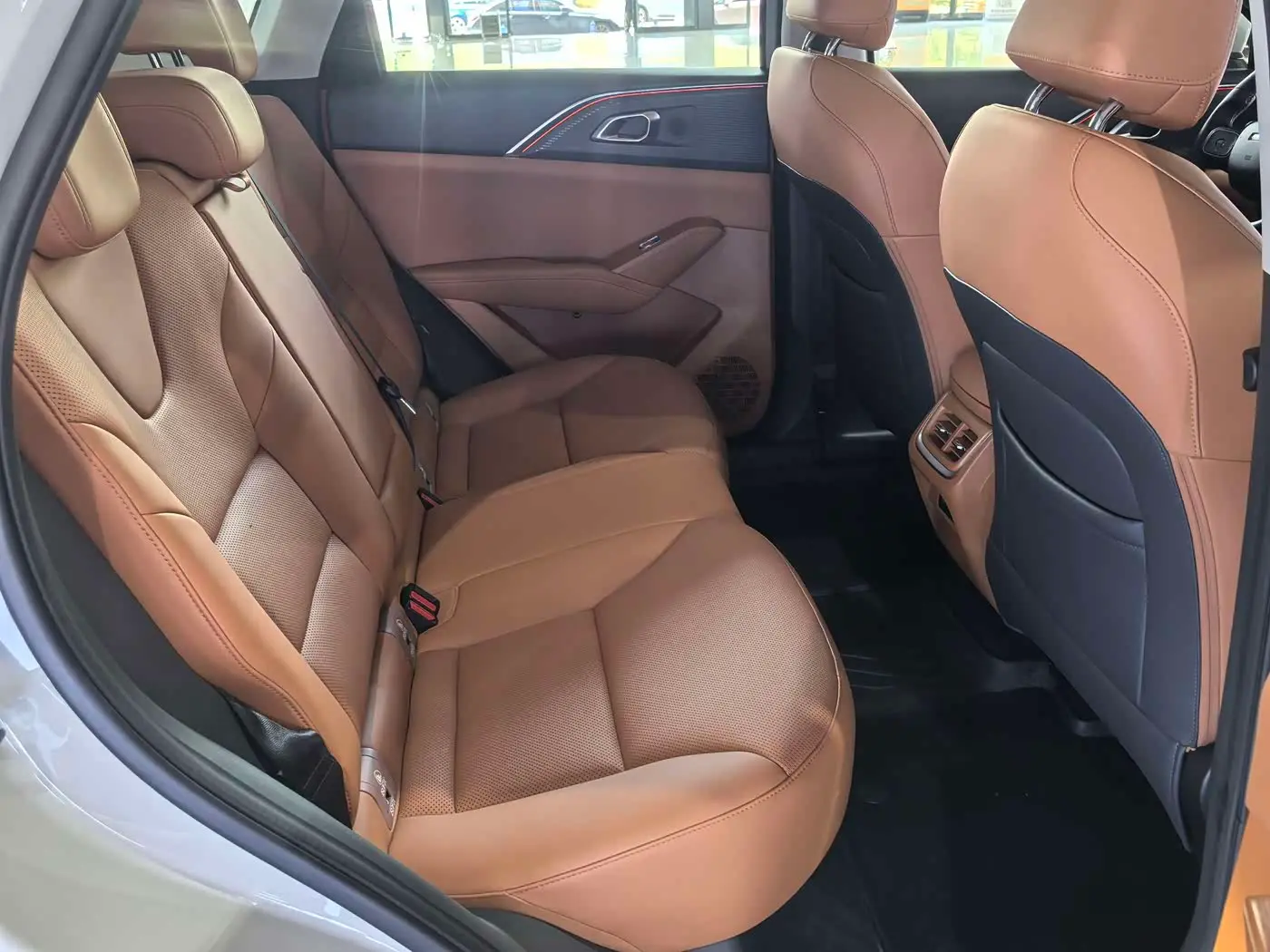 Haval Xiaolong MAX 2025 — Photo 8/20