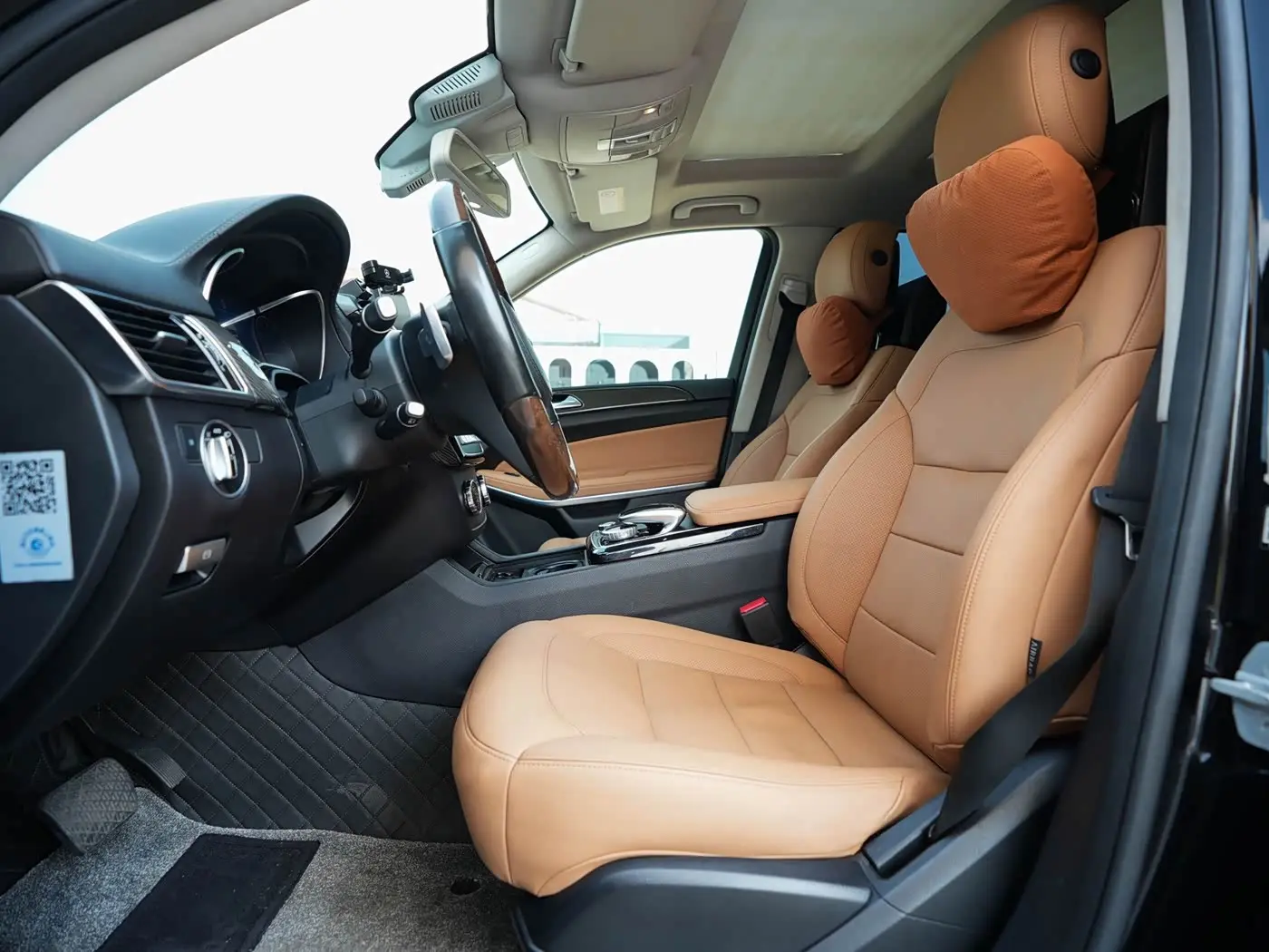 Mercedes-Benz GLS 2016 — Photo 6/20