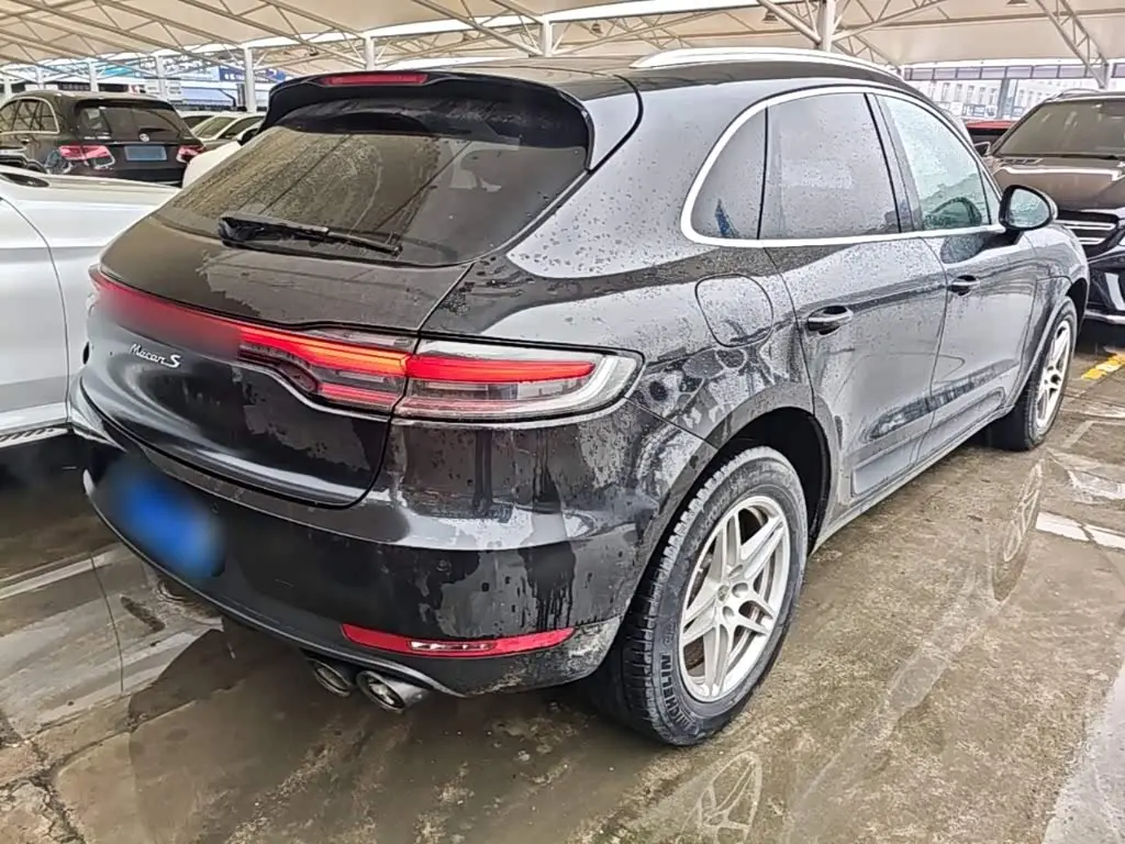 Porsche Macan 2019 — Photo 7/20