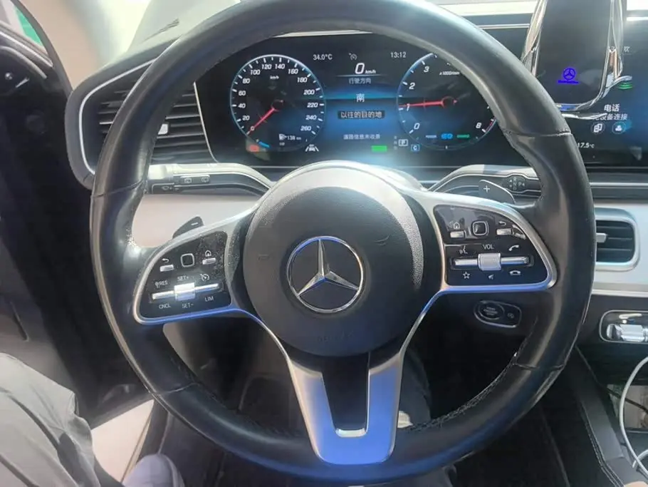 Mercedes-Benz GLE 2022 — Фото 15/16
