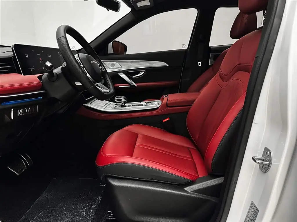 Jetour X70 PRO 2023 — Photo 19/20