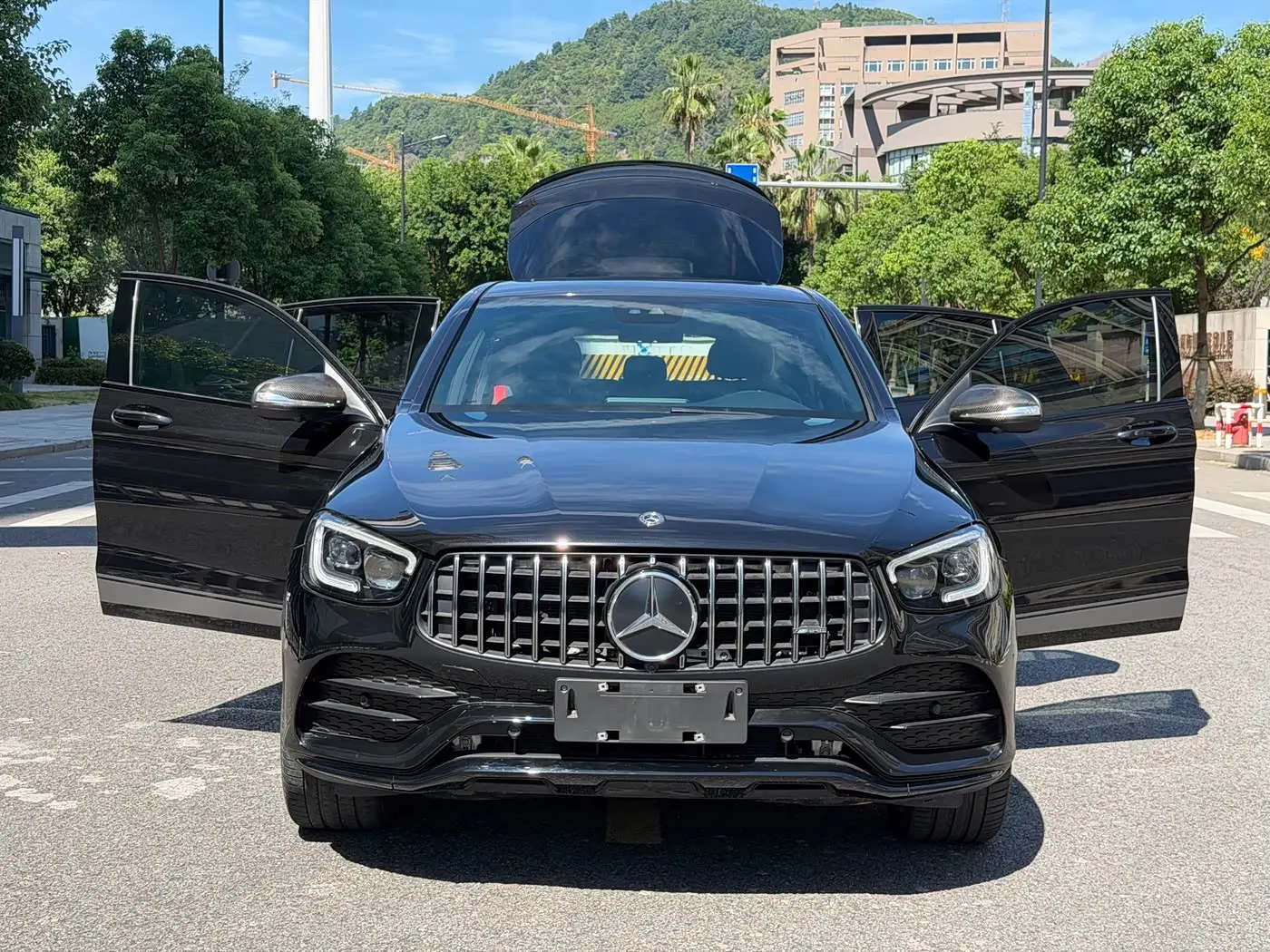 Mercedes-Benz GLC AMG 2020 — Фото 1/20