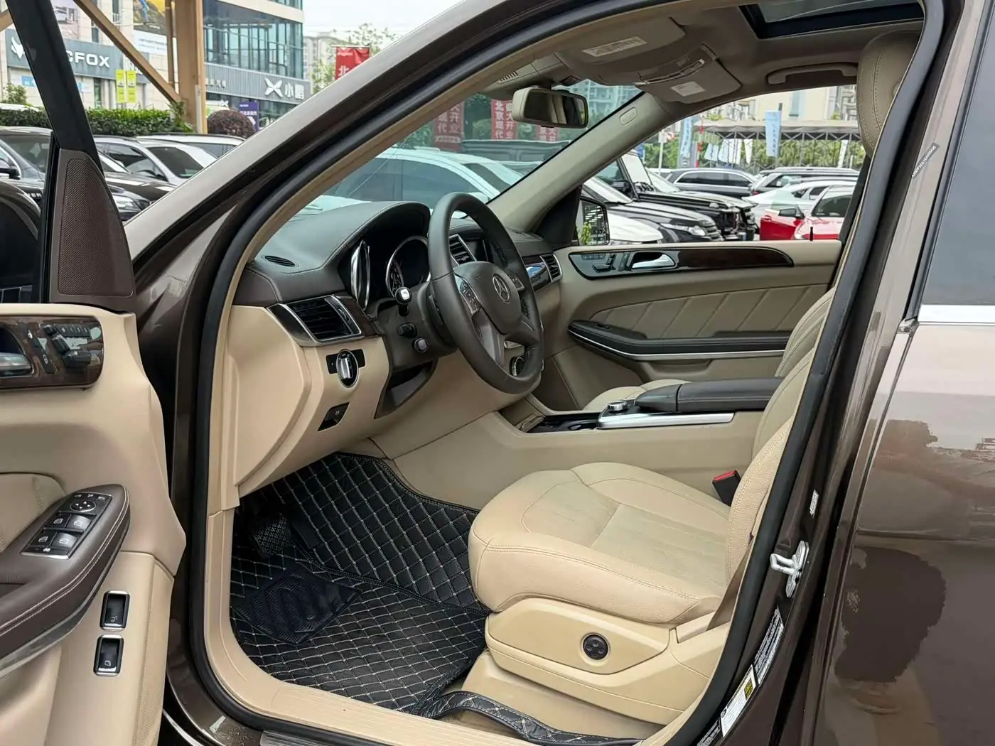Mercedes-Benz GL-Class 2015 — Фото 8/14