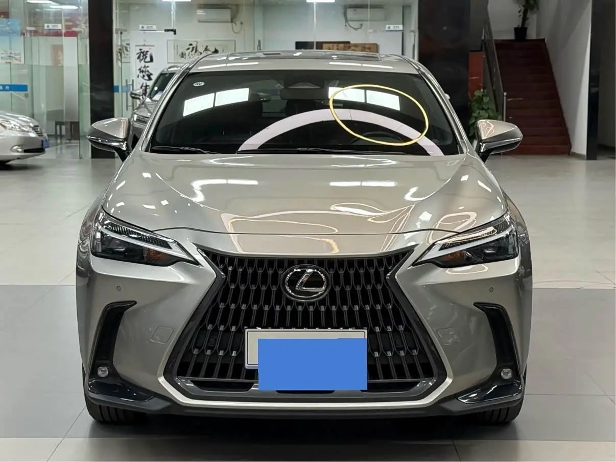 Lexus NX 2023 — Фото 2/13