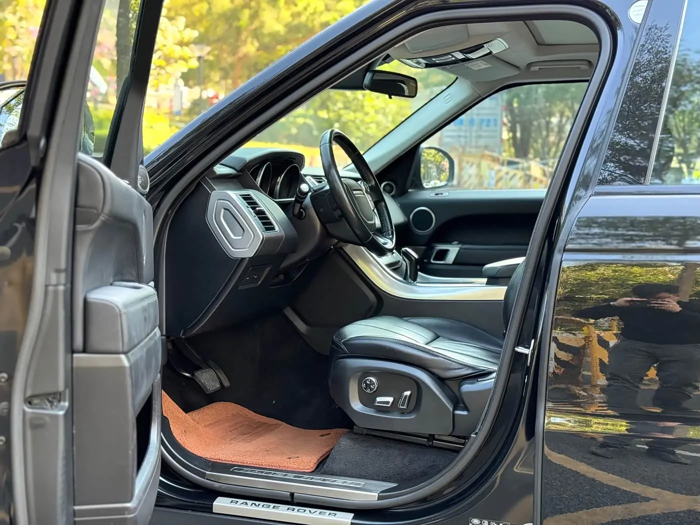 Land Rover Range Rover Sport 2017 — Photo 11/20