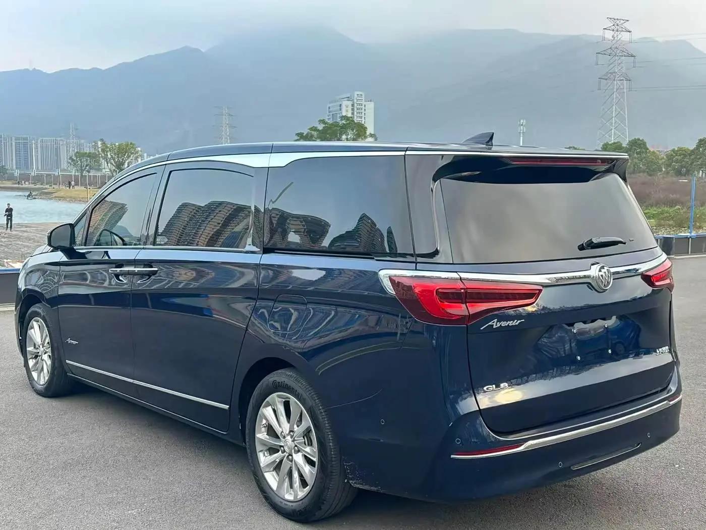 Buick GL8 2021 — Şəkil 10/10