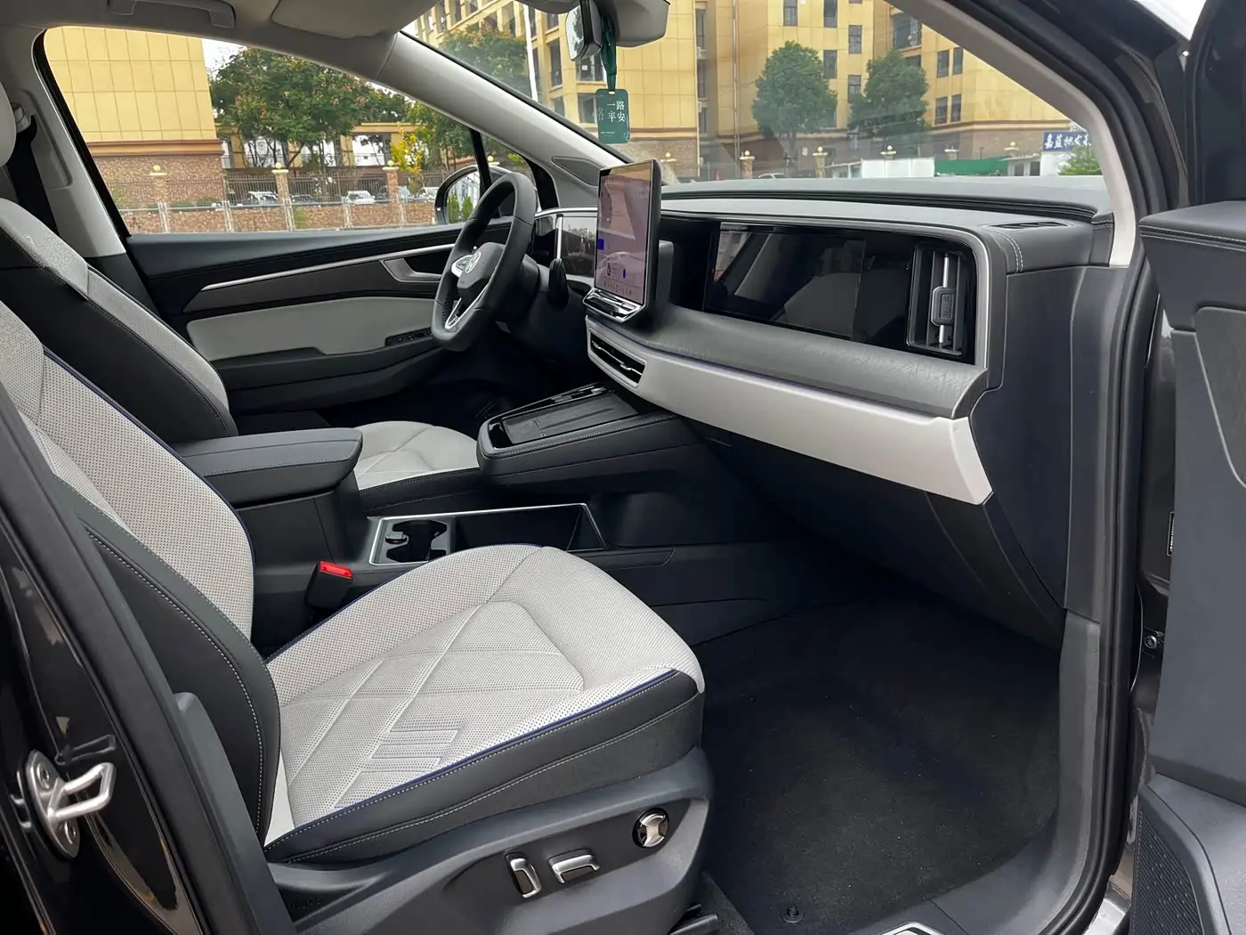 Volkswagen Talagon 2025 — Фото 10/18
