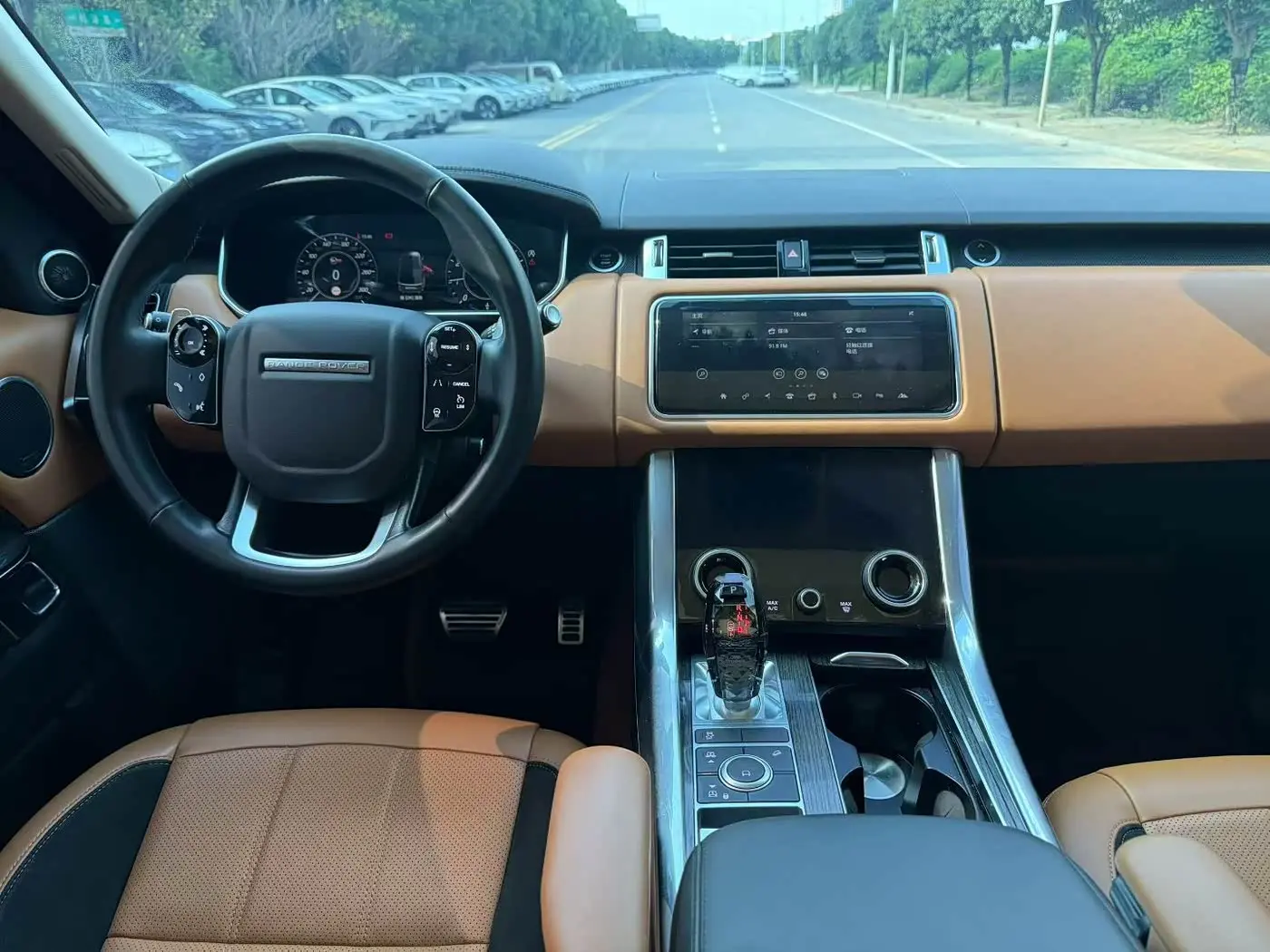 Land Rover Range Rover Sport 2023 — Photo 5/9
