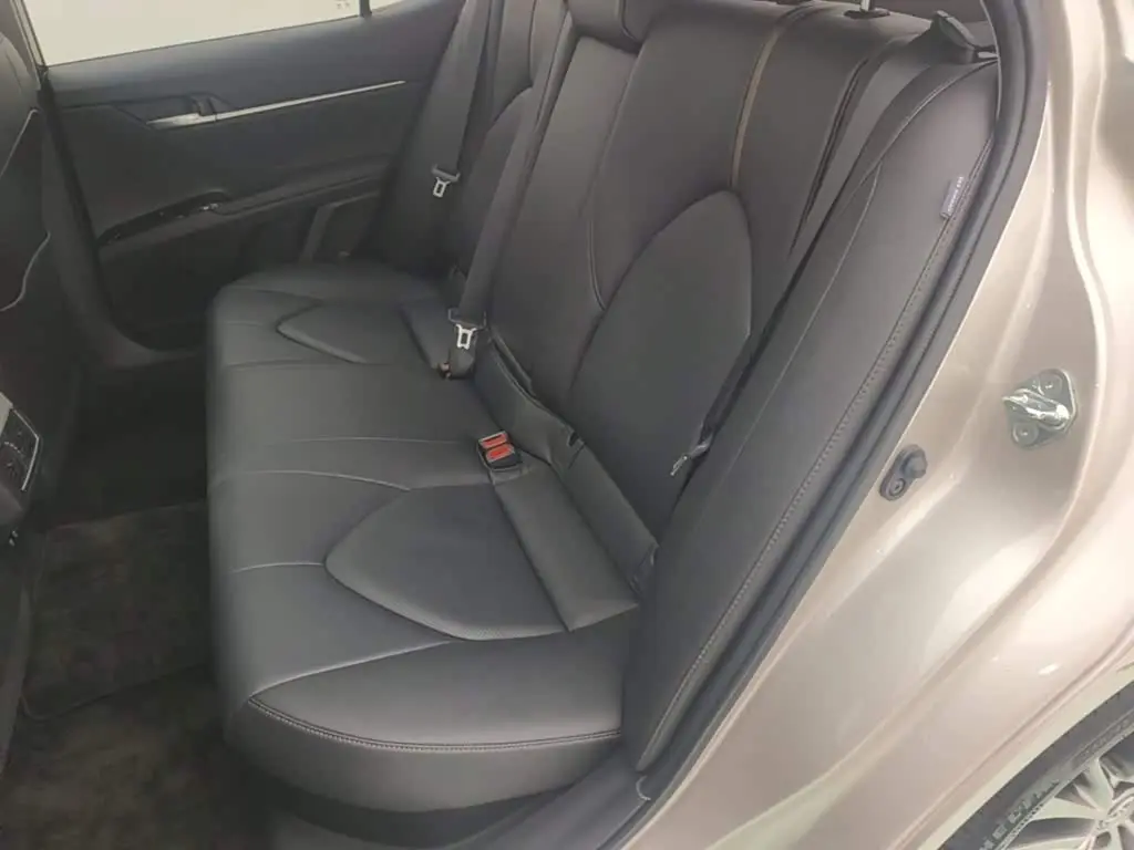 Toyota Camry 2020 — Фото 17/20