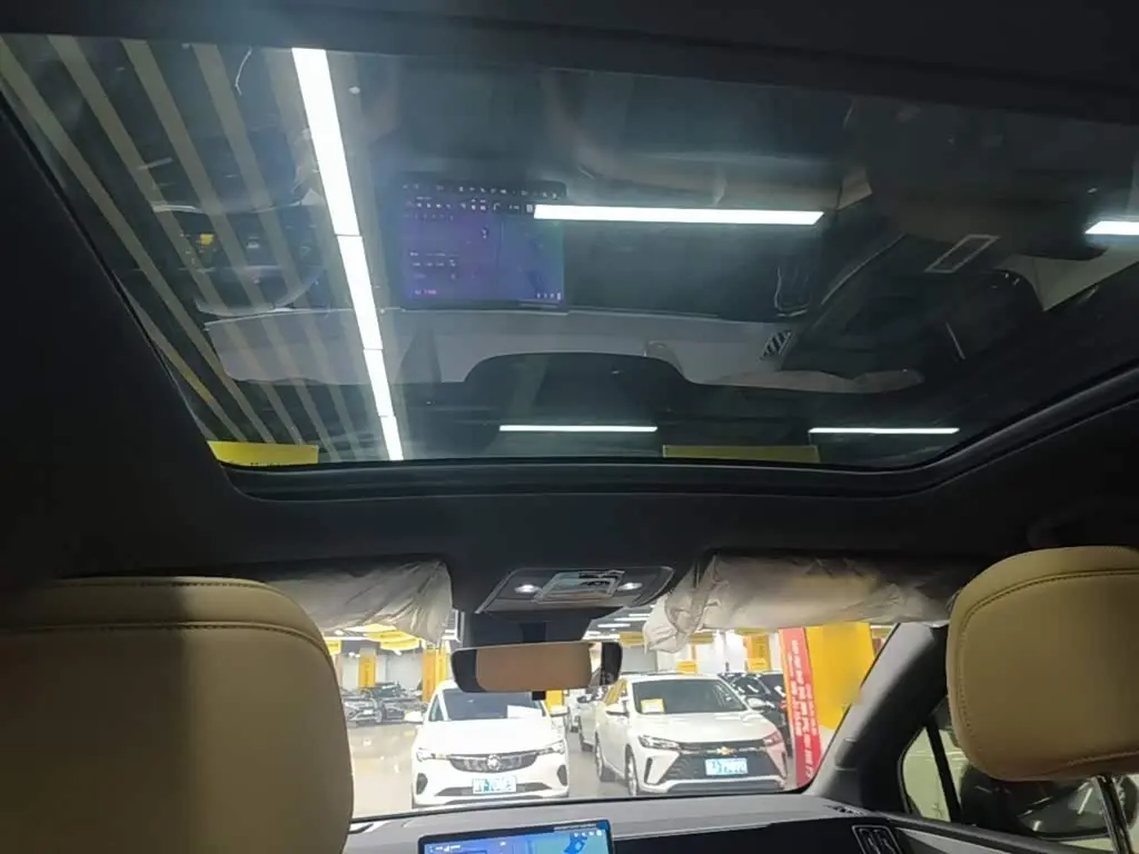 BYD Song L DM-i 2024 — Photo 9/20
