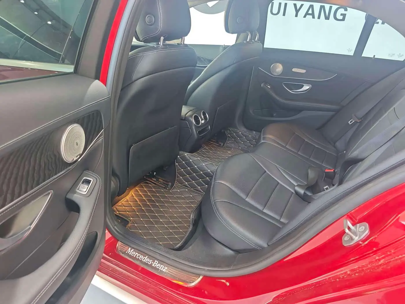 Mercedes-Benz C-Class 2020 — Şəkil 13/20