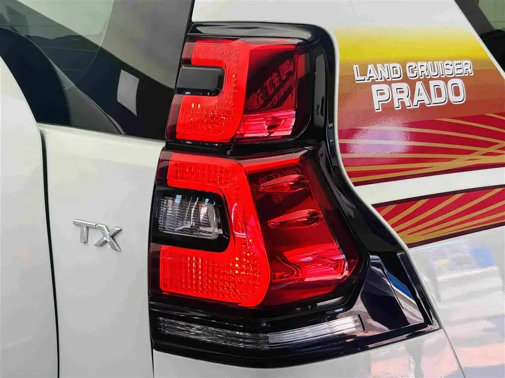 Toyota Prado 2020 — Фото 12/20