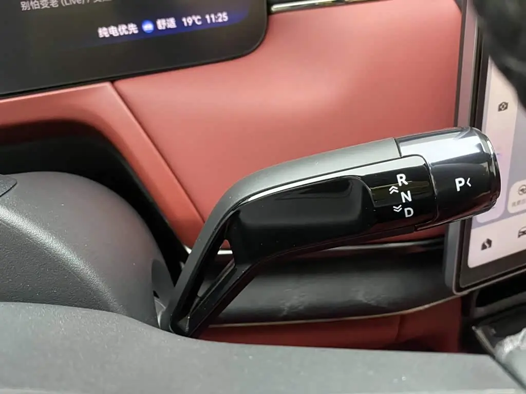 ZEEKR 8X 2026 — Photo 20/20
