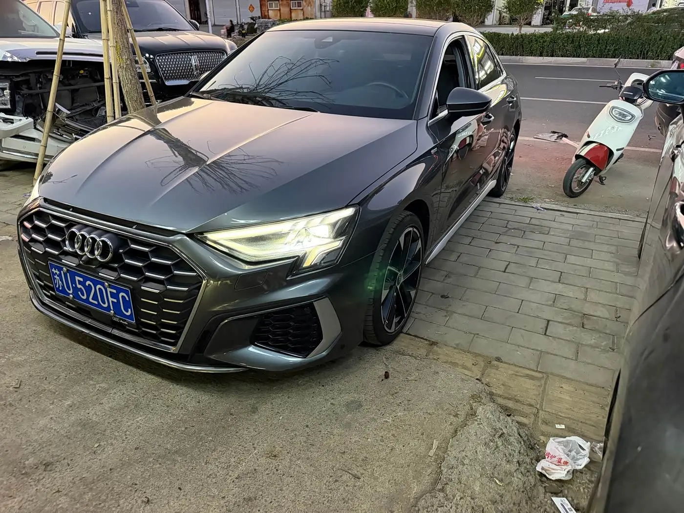 Audi A3 2023 — Photo 1/11