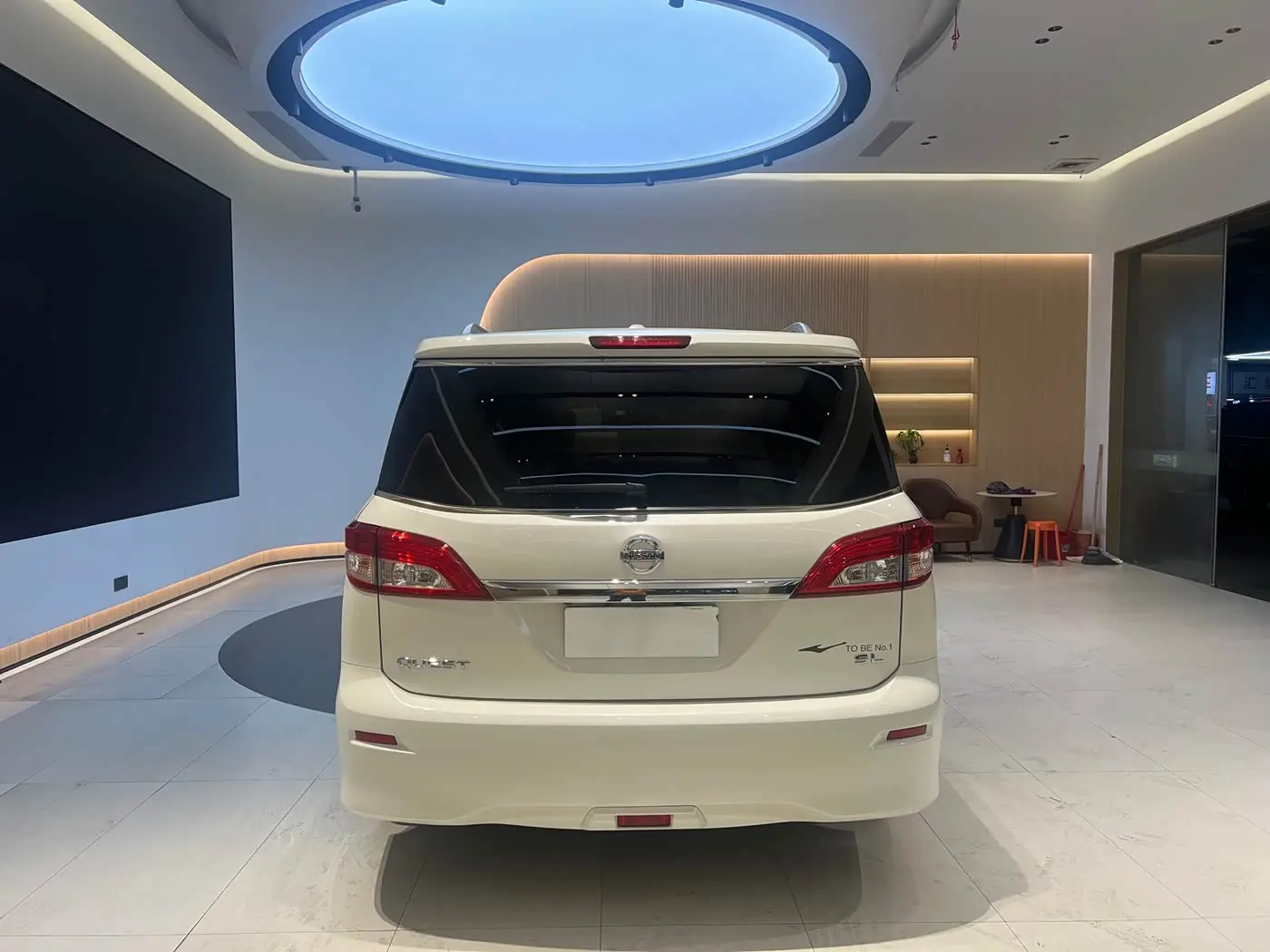 Nissan Quest 2016 — Photo 4/20