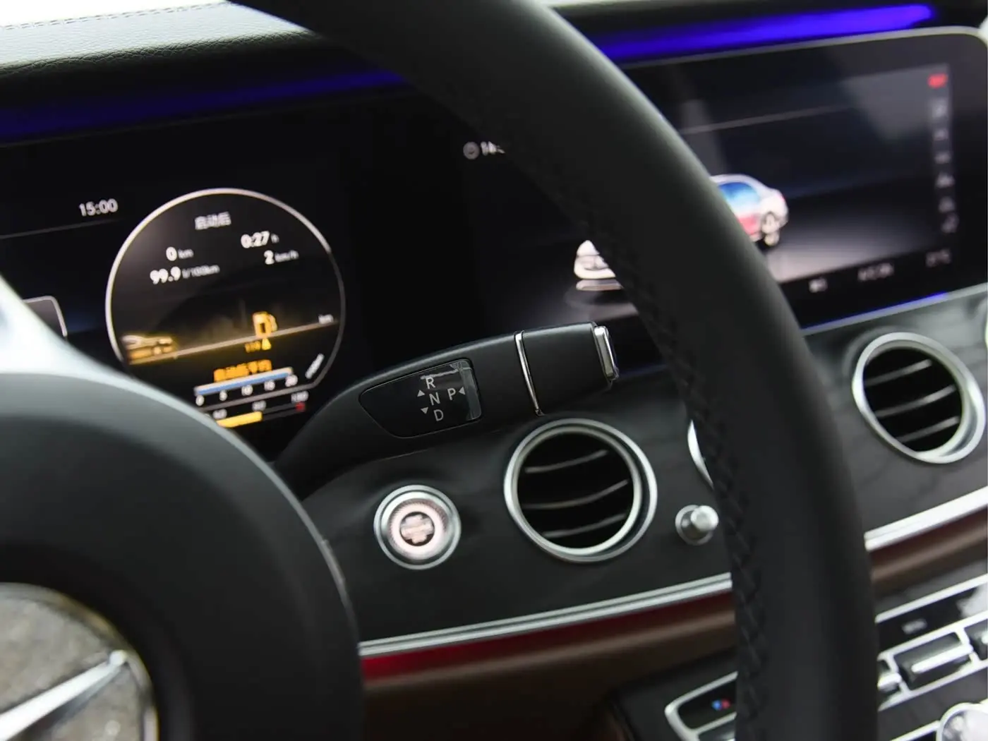 Mercedes-Benz E-Class 2020 — Фото 11/20