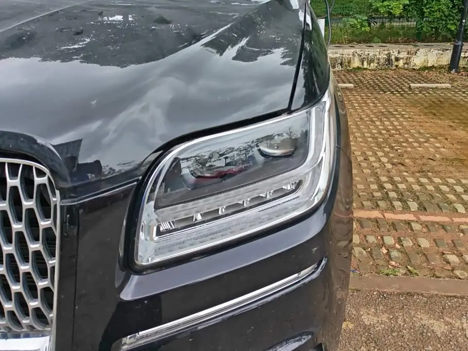 Lincoln Navigator 2022 — Photo 5/16