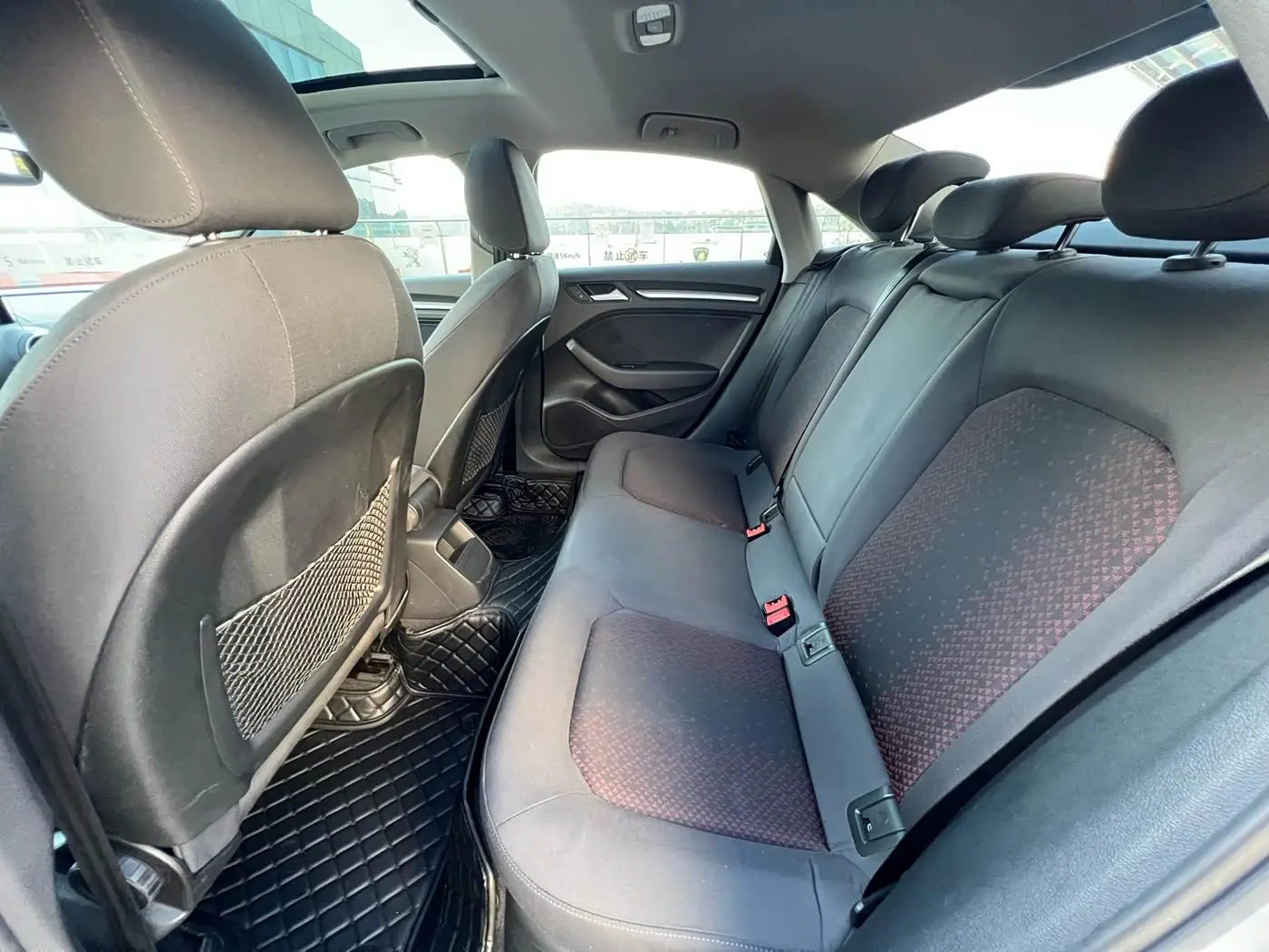 Audi A3 2021 — Photo 8/20