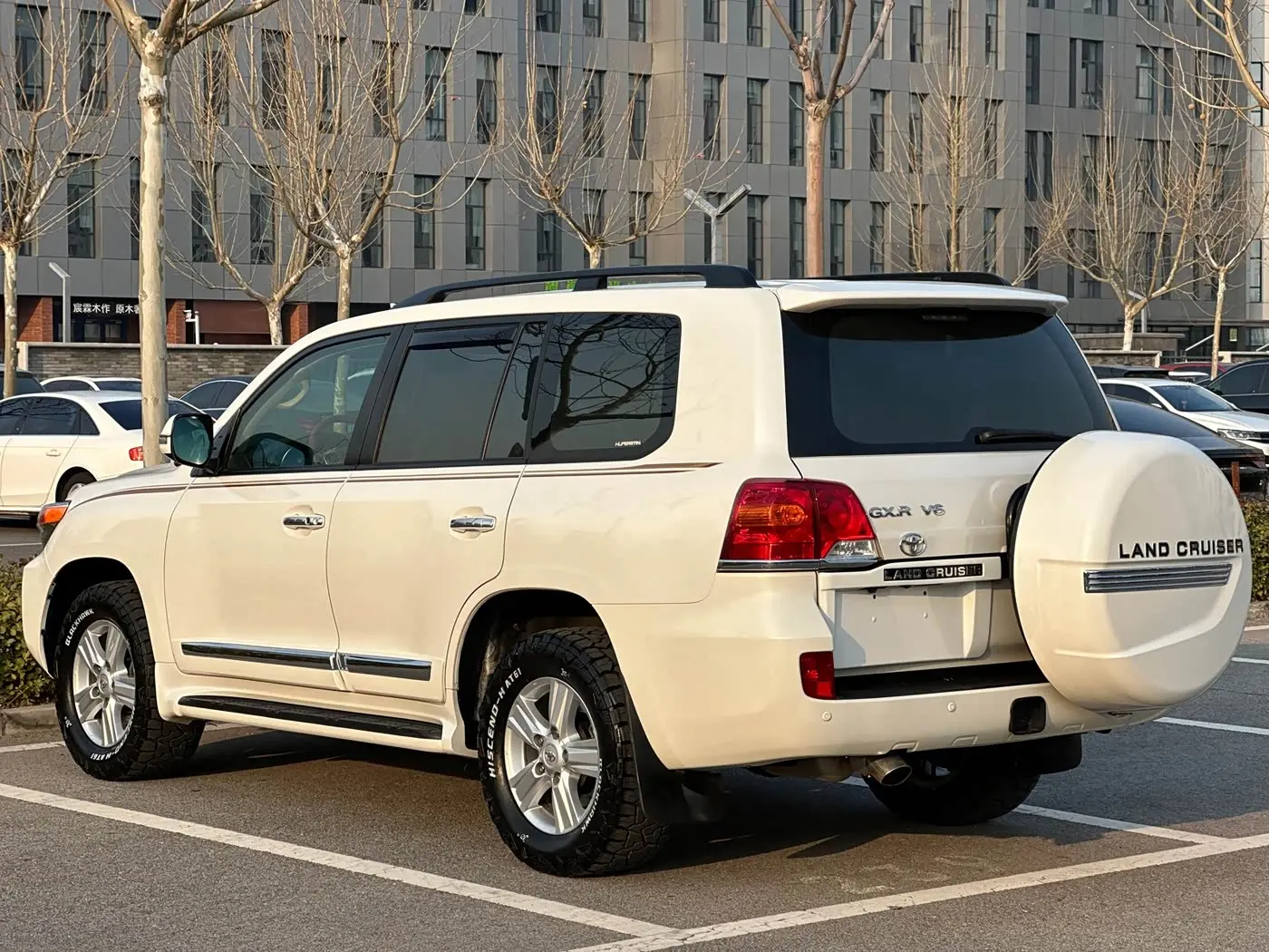 Toyota Land Cruiser 2016 — Фото 6/20