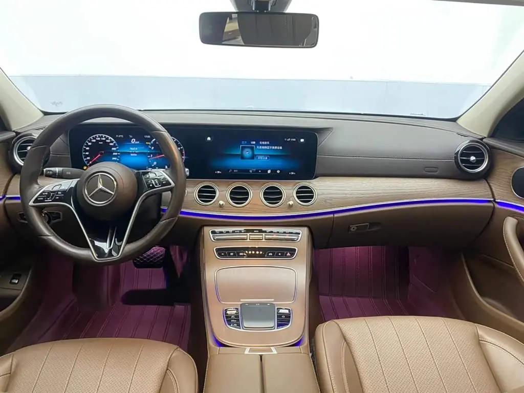 Mercedes-Benz E-Class 2023 — Фото 13/20