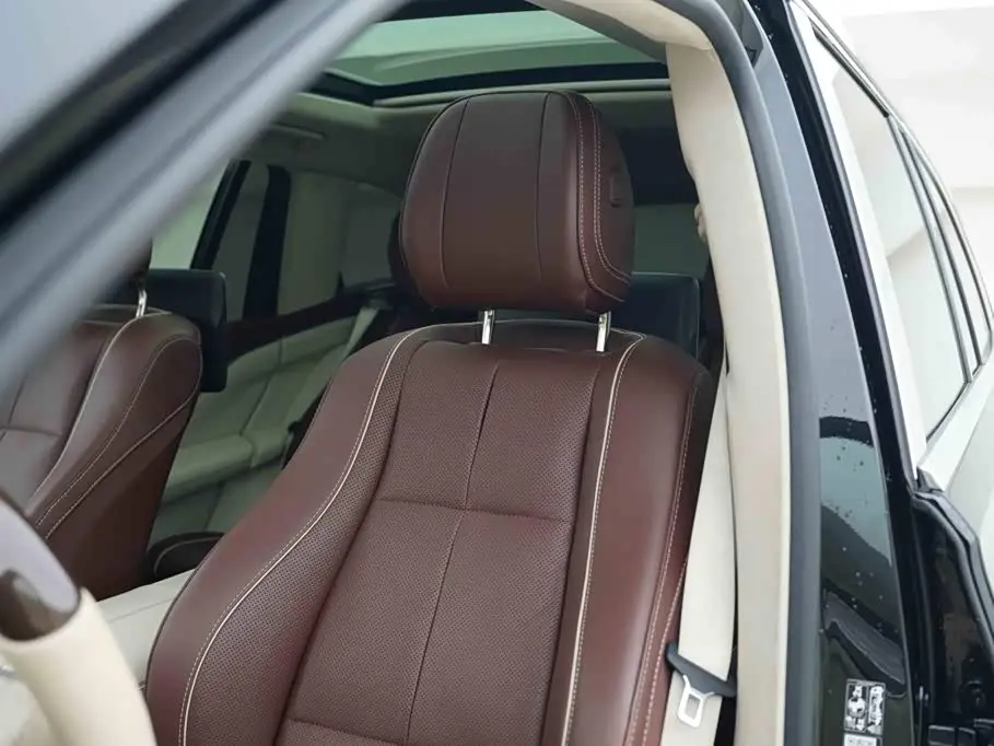 Mercedes-Benz Maybach GLS 2023 — Фото 10/17