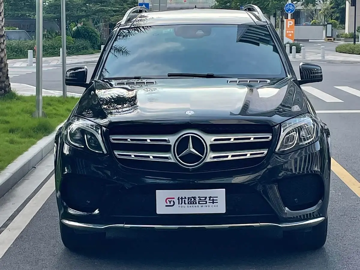 Mercedes-Benz GLS 2017 — Photo 8/20