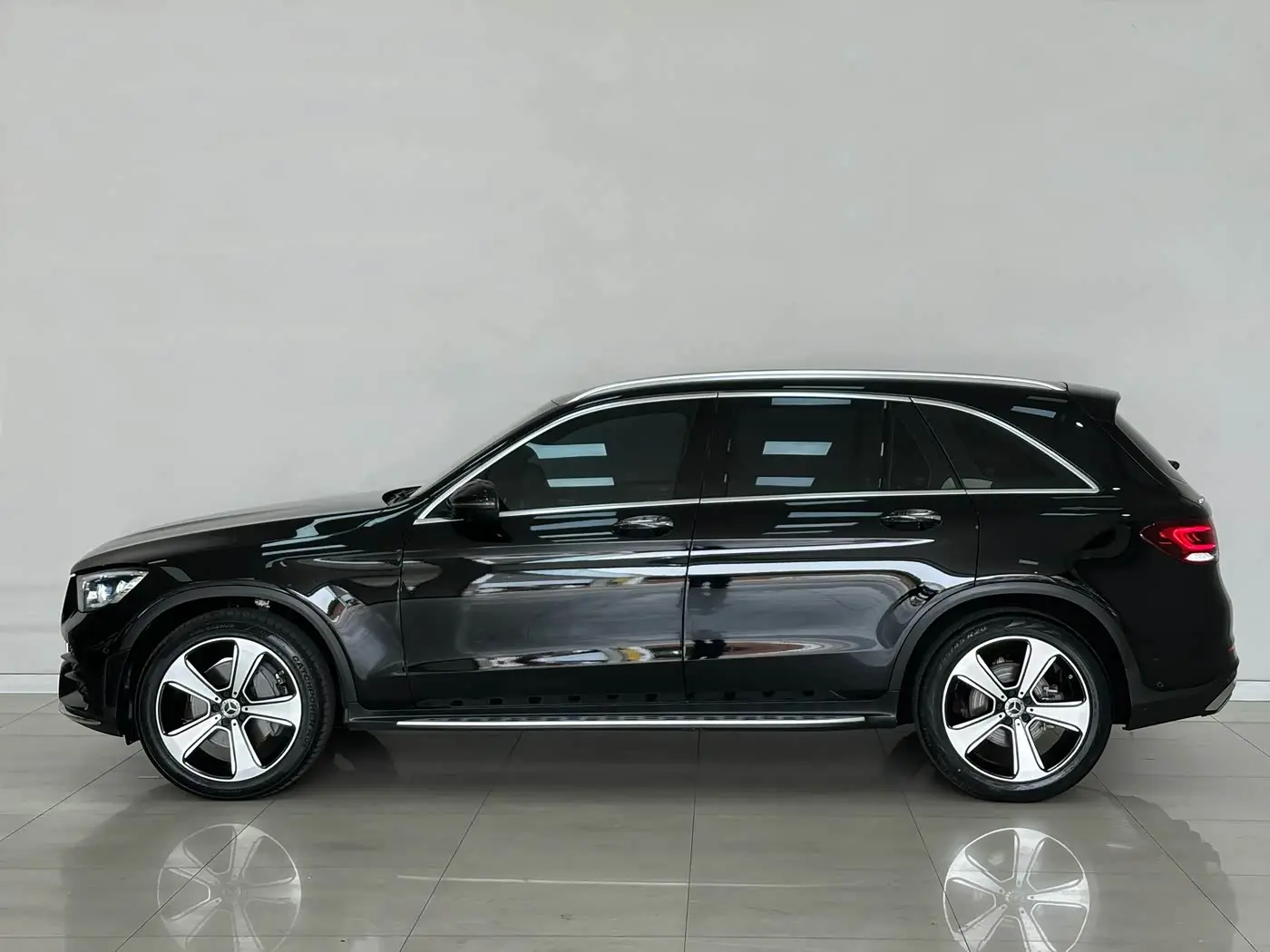 Mercedes-Benz GLC 2022 — Şəkil 4/17