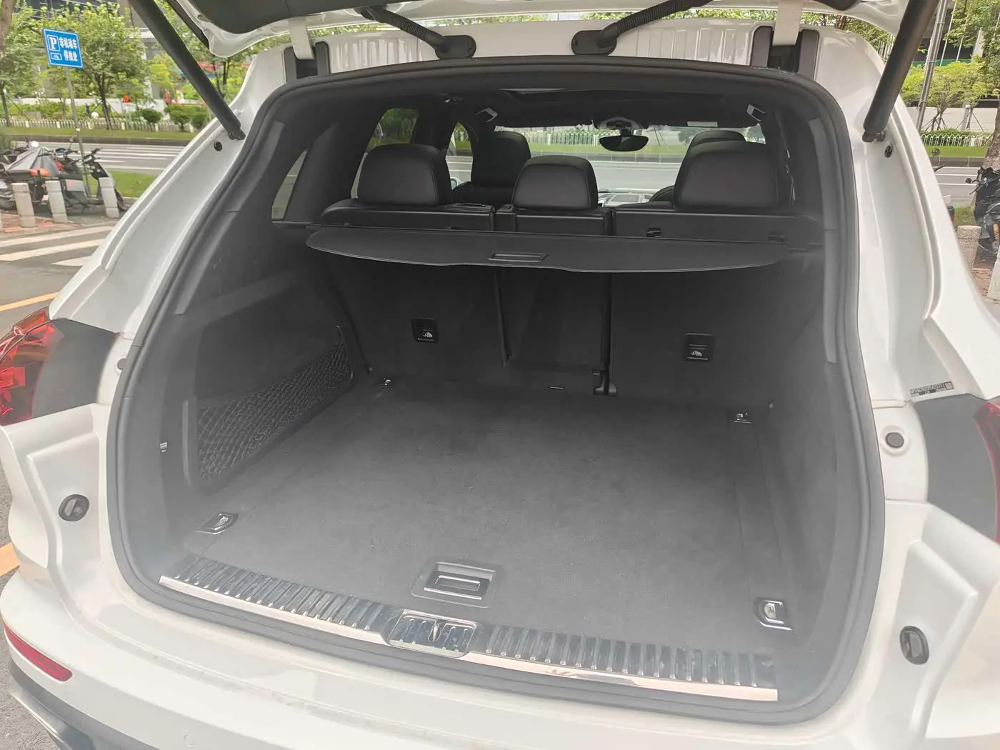 Porsche Cayenne 2015 — Photo 11/11
