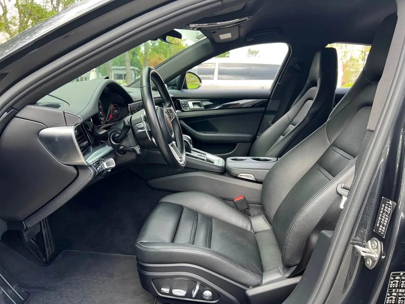 Porsche Panamera 2018 — Photo 10/20