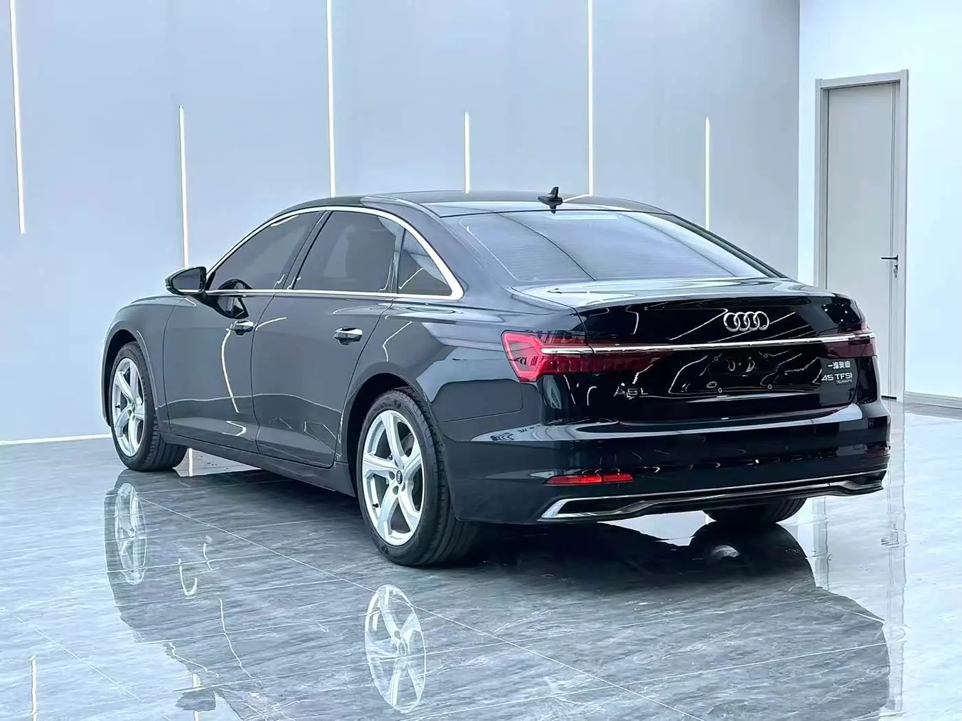 Audi A6L 2023 — Фото 15/15