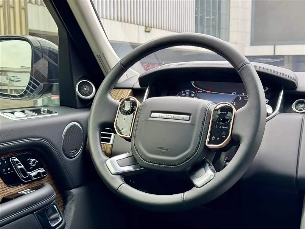 Land Rover Range Rover 2019 — Фото 18/20