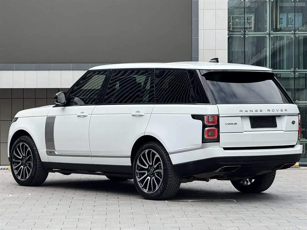 Land Rover Range Rover 2019 — Фото 11/20